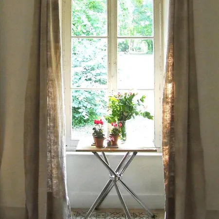 Holiday home Maison Charmante A Avec Jardin Clos Et Acces Pmr