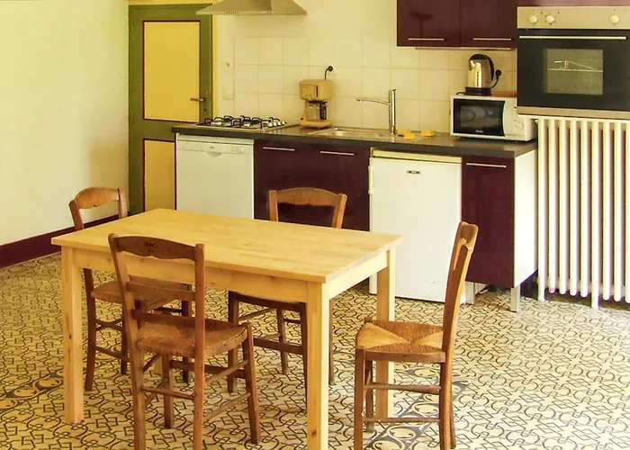 Maison Charmante A Avec Jardin Clos Et Acces Pmr בית נופש